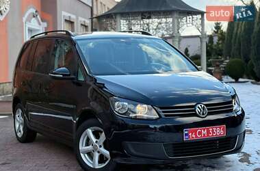 Минивэн Volkswagen Touran 2011 в Стрые