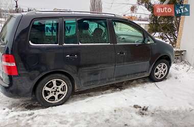 Минивэн Volkswagen Touran 2005 в Софиевской Борщаговке