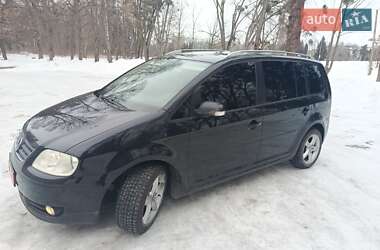 Минивэн Volkswagen Touran 2004 в Львове