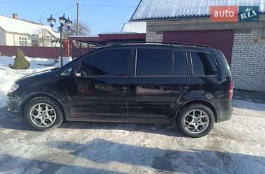 Минивэн Volkswagen Touran 2008 в Львове