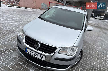 Мінівен Volkswagen Touran 2008 в Хмельницькому