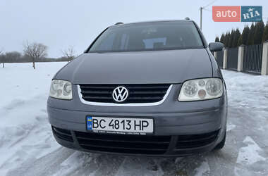 Минивэн Volkswagen Touran 2005 в Самборе