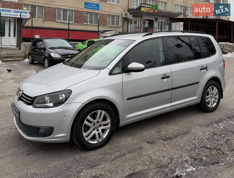 Volkswagen Touran 2012