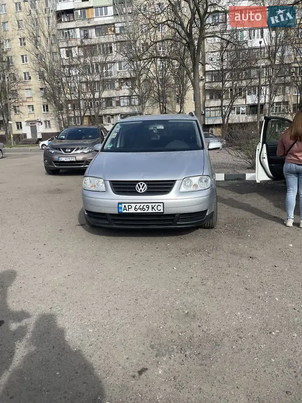 Volkswagen Touran