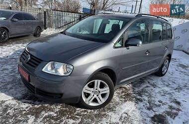 Мінівен Volkswagen Touran 2006 в Дніпрі