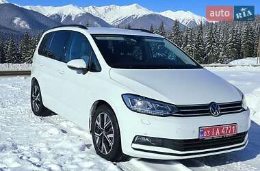 Микровэн Volkswagen Touran 2022 в Буче