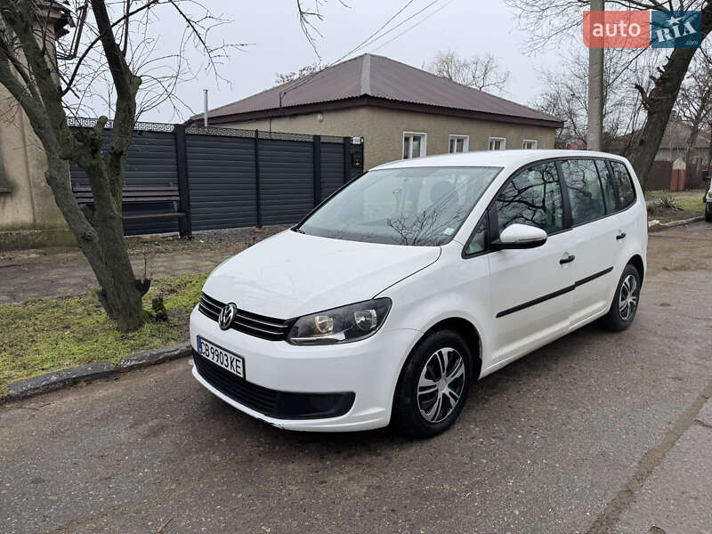 Volkswagen Touran 2012