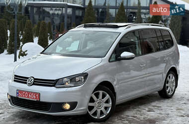 Минивэн Volkswagen Touran 2012 в Стрые