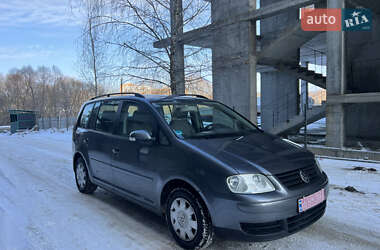 Мінівен Volkswagen Touran 2006 в Хмельницькому