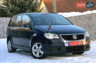 Мінівен Volkswagen Touran 2007 в Рівному