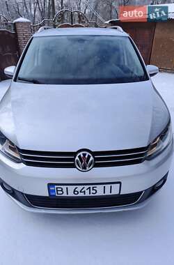 Мінівен Volkswagen Touran 2011 в Полтаві
