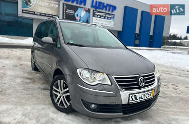 Мінівен Volkswagen Touran 2007 в Луцьку