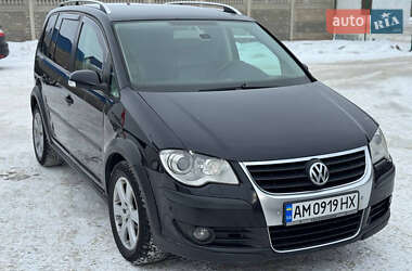 Минивэн Volkswagen Touran 2007 в Радомышле