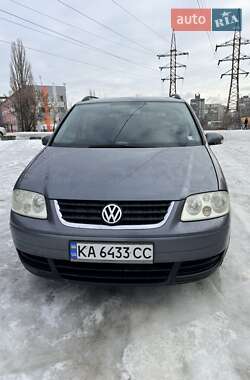 Минивэн Volkswagen Touran 2003 в Киеве