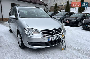 Минивэн Volkswagen Touran 2007 в Звягеле