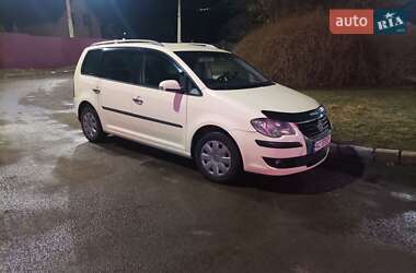 Минивэн Volkswagen Touran 2007 в Луцке