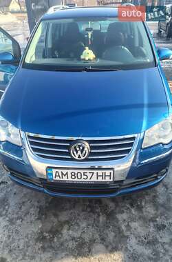 Мінівен Volkswagen Touran 2007 в Коростені