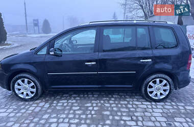 Минивэн Volkswagen Touran 2005 в Дунаевцах