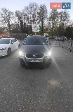 Мінівен Volkswagen Touran 2007 в Одесі