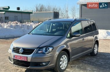 Мінівен Volkswagen Touran 2010 в Житомирі