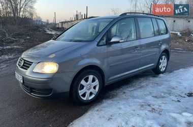 Минивэн Volkswagen Touran 2006 в Чернигове