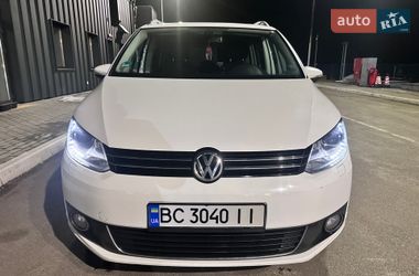 Минивэн Volkswagen Touran 2014 в Ирпене