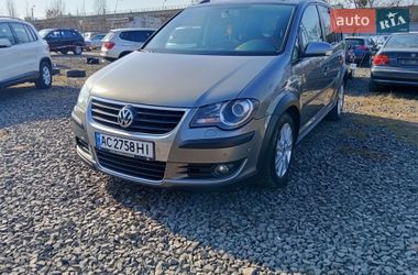 Минивэн Volkswagen Touran 2007 в Луцке