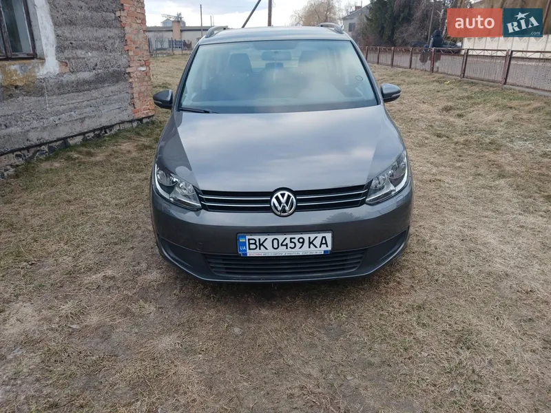 Volkswagen Touran