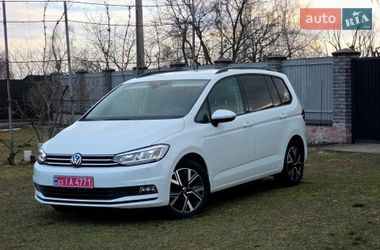 Мікровен Volkswagen Touran 2022 в Бучі
