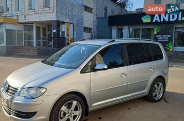 Мінівен Volkswagen Touran 2007 в Житомирі