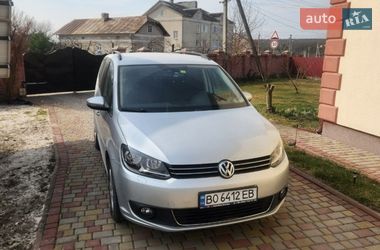 Мінівен Volkswagen Touran 2012 в Гусятині