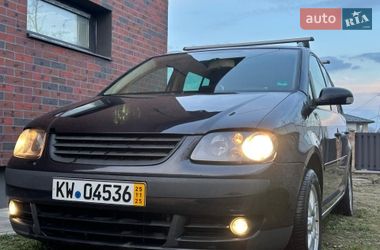 Мінівен Volkswagen Touran 2004 в Тернополі