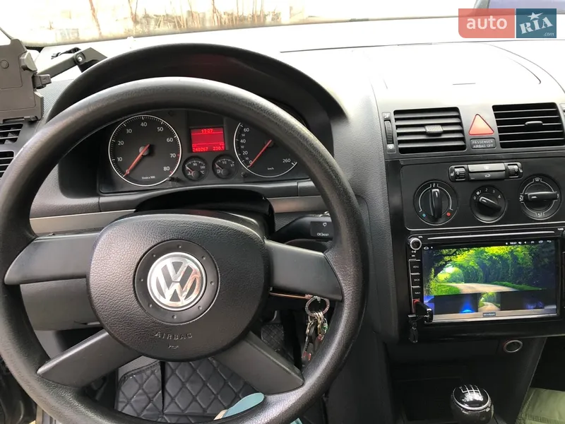Volkswagen Touran 2006 VIN WVGZZZ1TZ6W110047 фото оголошення 5 з 49