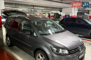Минивэн Volkswagen Touran 2013 в Житомире
