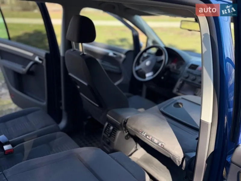 Volkswagen Touran 2009 VIN WVGZZZ1TZAW005025 фото оголошення 32 з 71