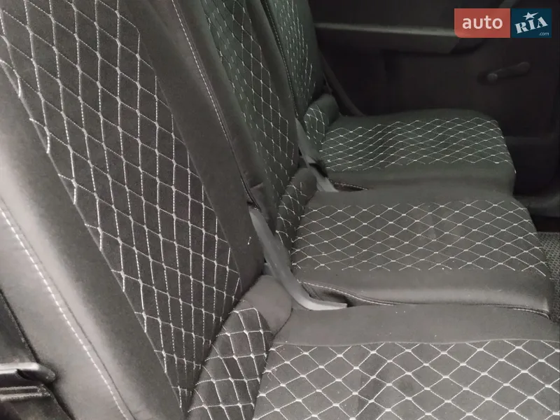 Volkswagen Touran 2003 VIN WVGZZZ1TZ4W103166 фото оголошення 4 з 43