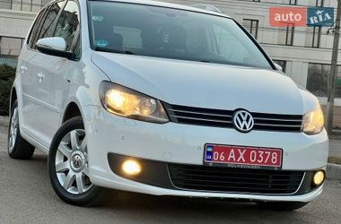 Мінівен Volkswagen Touran 2014 в Житомирі
