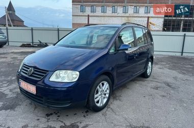 Минивэн Volkswagen Touran 2003 в Сокале