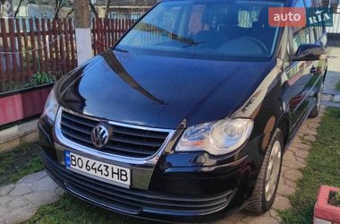 Минивэн Volkswagen Touran 2008 в Лановцах