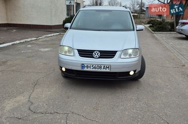 Мінівен Volkswagen Touran 2006 в Ананьїві