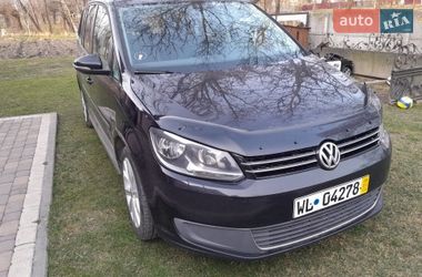 Минивэн Volkswagen Touran 2011 в Черновцах