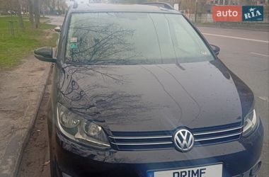 Мінівен Volkswagen Touran 2010 в Києві