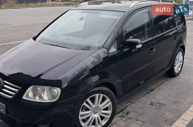 Минивэн Volkswagen Touran 2006 в Самборе