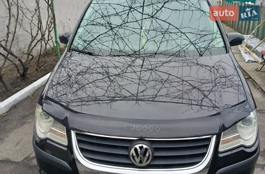 Минивэн Volkswagen Touran 2008 в Барановке