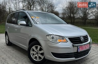 Минивэн Volkswagen Touran 2009 в Теребовле