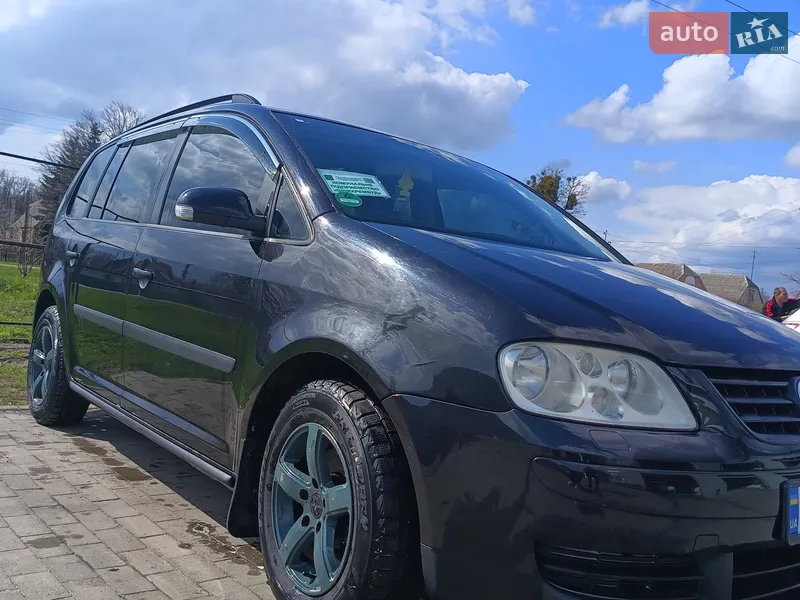 Volkswagen Touran