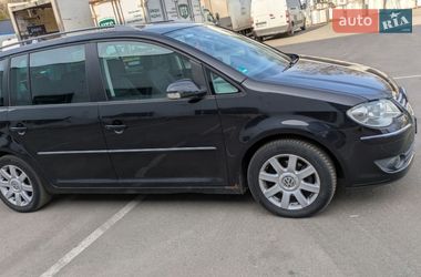 Минивэн Volkswagen Touran 2006 в Киеве