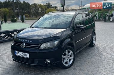 Минивэн Volkswagen Touran 2010 в Кропивницком