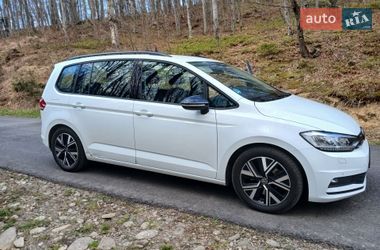 Микровэн Volkswagen Touran 2021 в Болехове