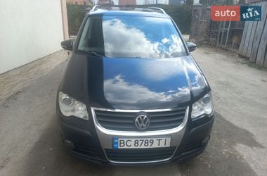 Мінівен Volkswagen Touran 2010 в Львові